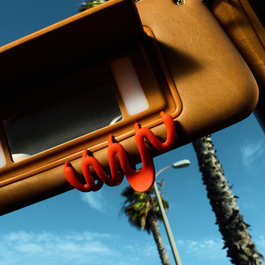 The ‘W’ Claw Clip B0