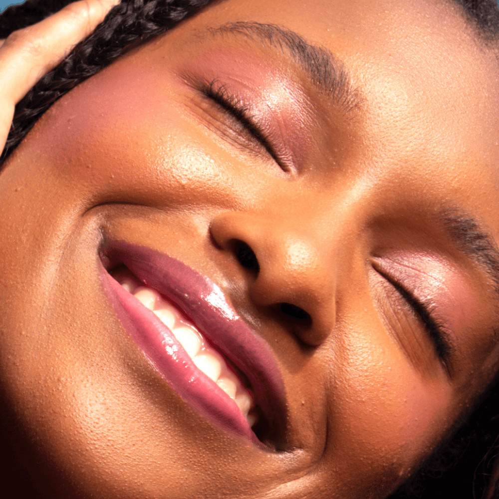 Line + Shine Lip Kit O7